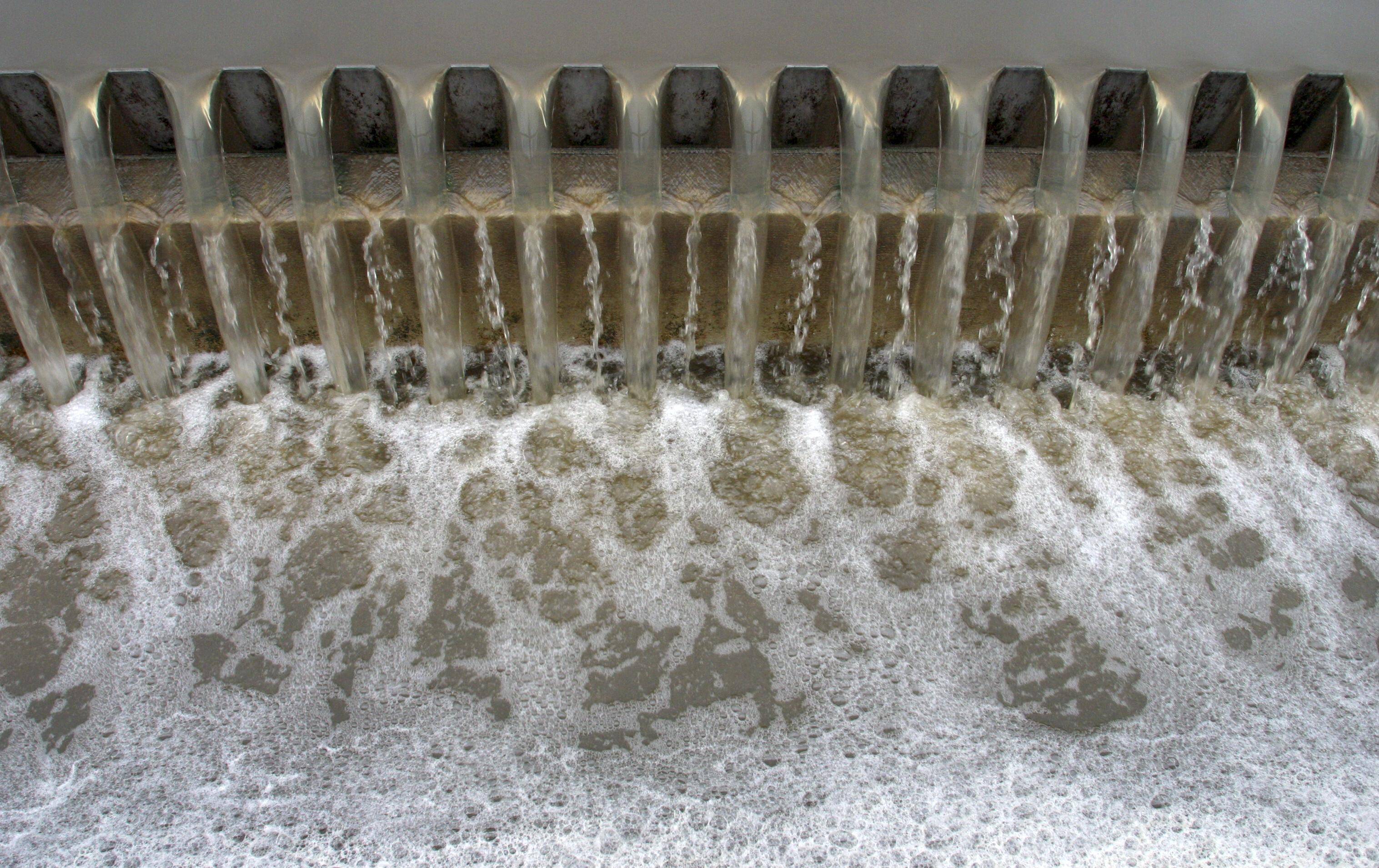 Erste Reinigungsstufe einer Kläranlage